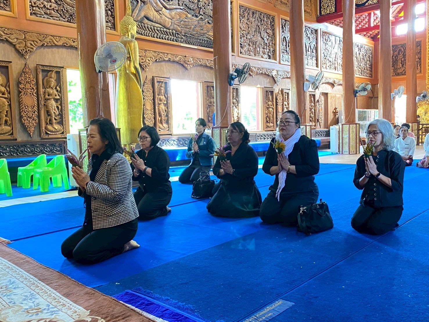 ผู้ตรวจราชการกรมการพัฒนาชุมชน นางศุภลักษณ์ แก้วมณี ลงพื้นที่เชียงใหม่ เยี่ยมชม "บ้านถวาย" ติดตามการดำเนินงาน D-HOPE เชื่อมโยงเสน่ห์ภูมิปัญญาอารยธรรมล้านนาสู่การท่องเที่ยวสร้างสรรค์