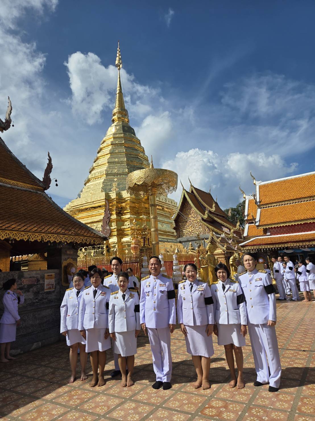 💛✨ พช.เชียงใหม่... ร่วมพิธีสมโภชน้ำสรงและผ้าไตรพระราชทาน ถวายเป็นพระราชกุศลฯ เนื่องในสัปดาห์วันวิสาขบูชา ณ วัดพระธาตุดอยสุเทพฯ 🙏